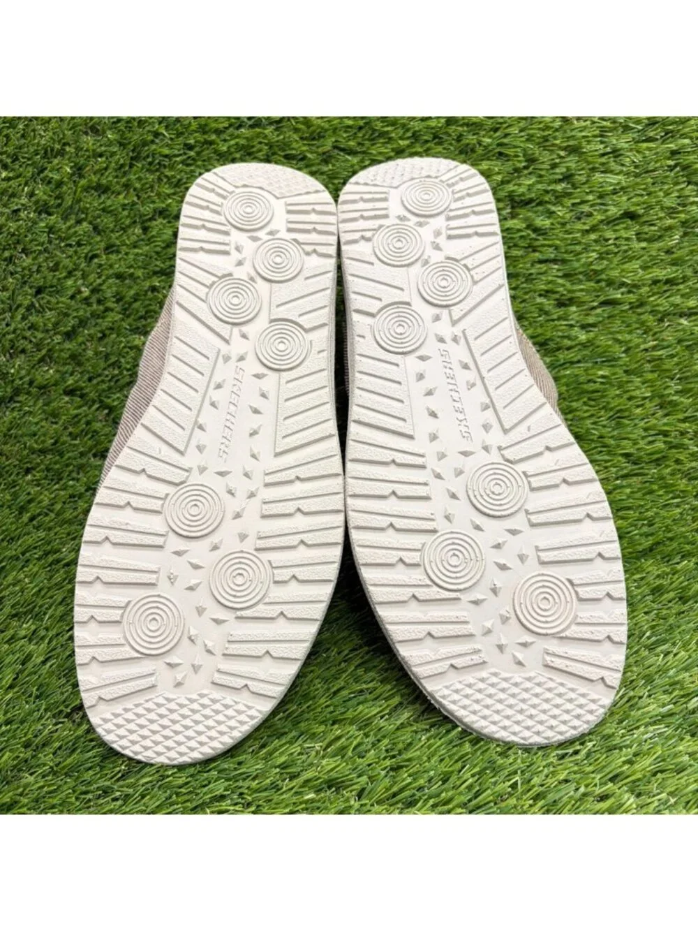 Skechers please review